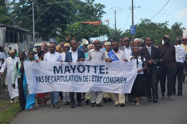 image Crise sociale à Mayotte / Forte mobilisation à Moroni contre les expulsions et pour le retour de Mayotte